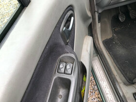Renault Scenic 1,6 16V 2002 - díly - 5