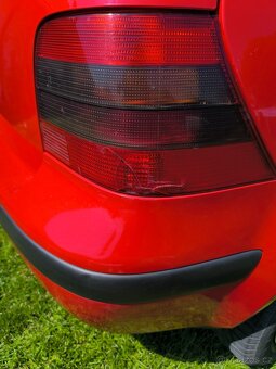 Volkswagen Golf - 5