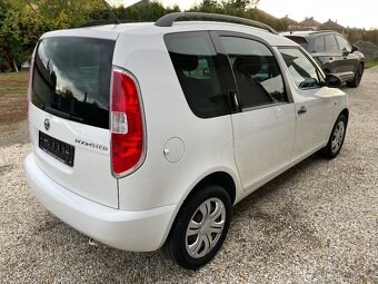 ŠKODA ROOMSTER 1,4 63KW MODEL 2015 1 MAJITELKA - 5