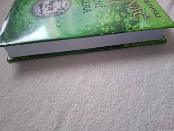 Zaklínač  - Paní jezera  - Andrzej Sapkowski - Rezervováno - 5