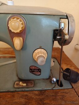 Šicí stroj Lada - 5