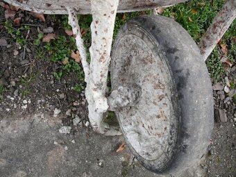 STAVEBNÍ KOLEČKO - 5