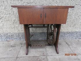 STAROŽITNÝ ŠÍCÍ STROJ DURKOPP - 5