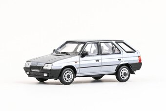 Modely Škoda Forman (1993) 1:43 Abrex - 5