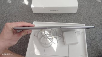 Macbook AIR 13 M1 8 RAM 256GB SSD TOP STAV - 5
