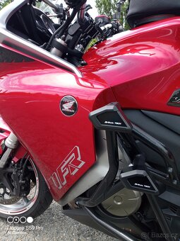 Prodám Hondu VFR1200F - 5