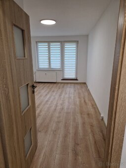 Pronájem bytu 1+kk 27m2, ul. Okružní 1732/16, Český Těšín - 5