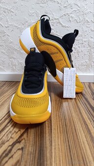 Adidas D.O.N. Issue 6 Team - 5
