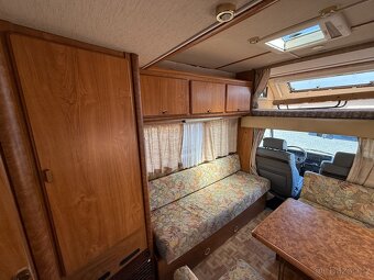 Hymer 2.5D, solár markýza - 5