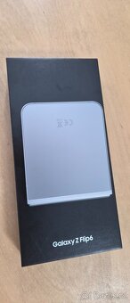 Samsung Galaxy Z Flip 6 - 5