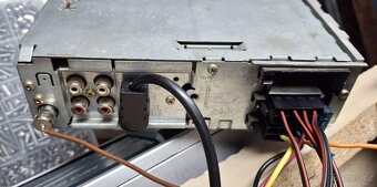 Autorádio JVC KD-LH7R + CD měnič 12CD MP3 - 5