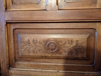 Starožitná skříň/komoda umělecká - 5