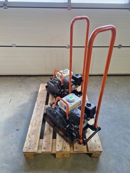 Vibrační deska Honda - 5