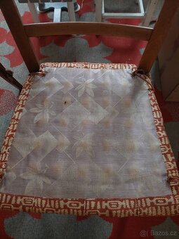 Jídelní stůl + židle - 5