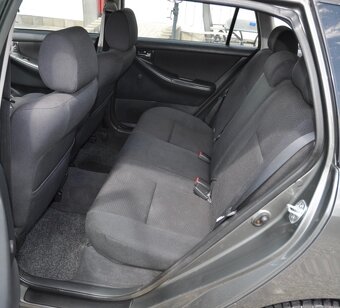 Corolla 1.4D-4D 66kW KOMBI Automat - 5