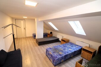 Pronájem velkého (100m²) podkrovního bytu bytu 3+kk v Ivanč - 5