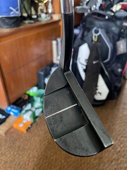 ODYSSEY Metal X Milled RH putter - 5