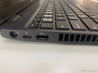 DELL LATITUDE 5500 15,6“/Intel Core i5-8.gen SSD 240 GB/RAM - 5