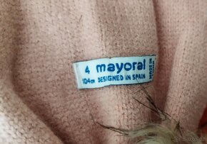PRODÁM DÍVČÍ SOUPRAVU MAYORAL ČEPICE 2 X ŠÁLA MAYORAL 1 X - 5