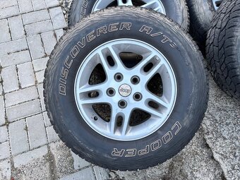 Cooper Discoverer A/T 245/70 R16 kola Jeep WJ - 5
