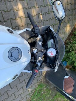 Yamaha yzf 125 r - 5