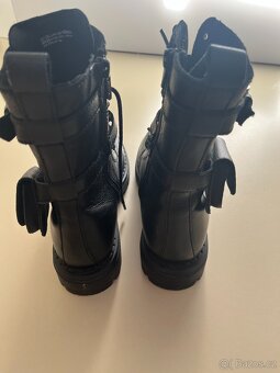 Prodám dámské vysoké, šněrovací, kožené boty vel. 38 - 5