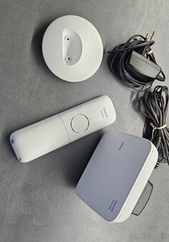 Siemens Gigaset E370H + Gigaset Box 100 senior telefon bílý - 5