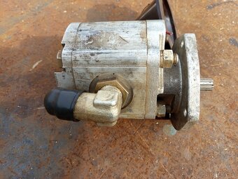 Hydraulické čerpadlo Jihostroj - 5