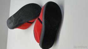 Pantofle LOL vel.34,33 a papuče velikost 27 a 30 - 5