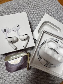 AirPods PRO sluchátka Apple - 5