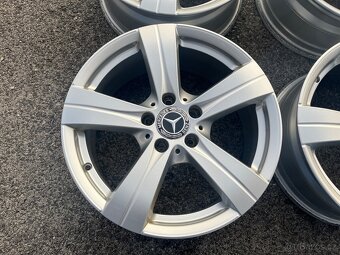 Originál Mercedes C W206 R17 - 5