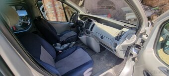 Opel vivaro 2,5 - 5