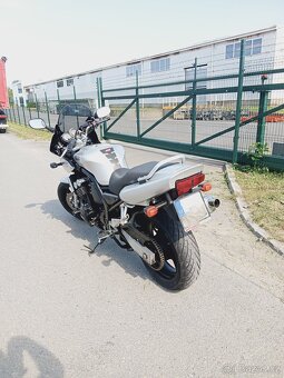 Yamaha Fazer 600 - 5