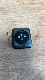 Apple Watch 3 42mm Space Gray Al Nike Sport Band - 5