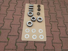 Diely Reduktor Satelit Cap Lozisk LKT 81 TURBO Osova Naprava - 5