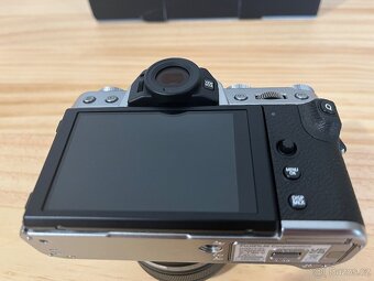 Fujifilm X-T30 II stříbrný + Fujinon XC 15-45mm f/3,5-5,6 OI - 5