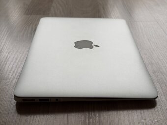 Apple Macbook Air 11¨ / 1,3 GHz i5 / 128Gb SSD - TOP - 5