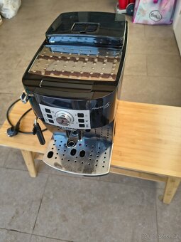 Kávovar DELONGHI ECAM - 5