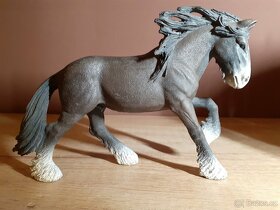 SCHLEICH Koně SBĚRATELSKÉ FIGURKY 13 - 5