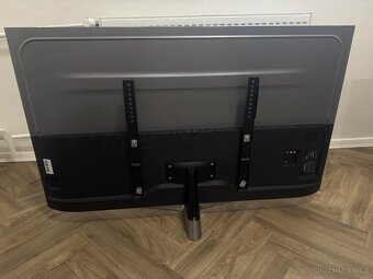 TV Hisense 50” + držák AlzaErgo M220B - 5