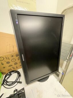 monitor Samsung - 5