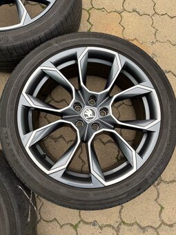 Alu kola EXTREME Škoda 5X112 R20 - 5