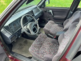 Škoda Favorit Forman Solitaire - 5