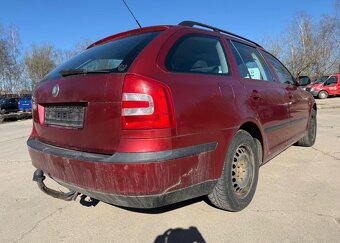 Škoda Octavia II Combi 2.0i 110kw, manuál, původ DE - 5