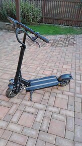 Elektrická koloběžka Ecowheel ER29 - 5