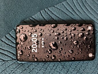 Samsung Galaxy S22 - 5