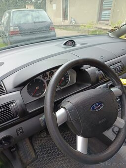 Ford galaxy - 5
