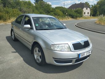 Škoda Superb, 2.8, V6, vládní vozidlo - 5