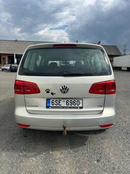 Volkswagen Touran 1.6 TDI (77 kW), 2011 - 5