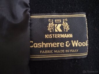 Dámský černý kabát s páskem a odnímatelným ozdobným límcem, - 5